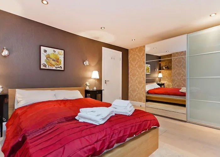 Whole House In Central Camden Town