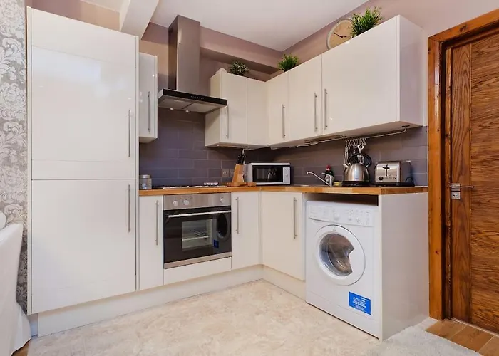 Whole House In Central Camden Town